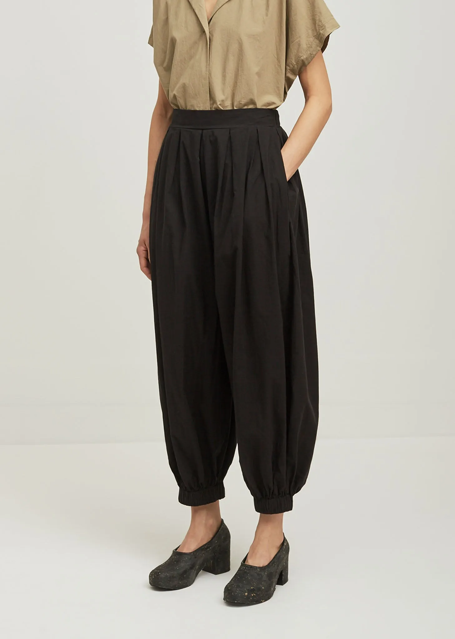 Akari Pleated Cotton Pants