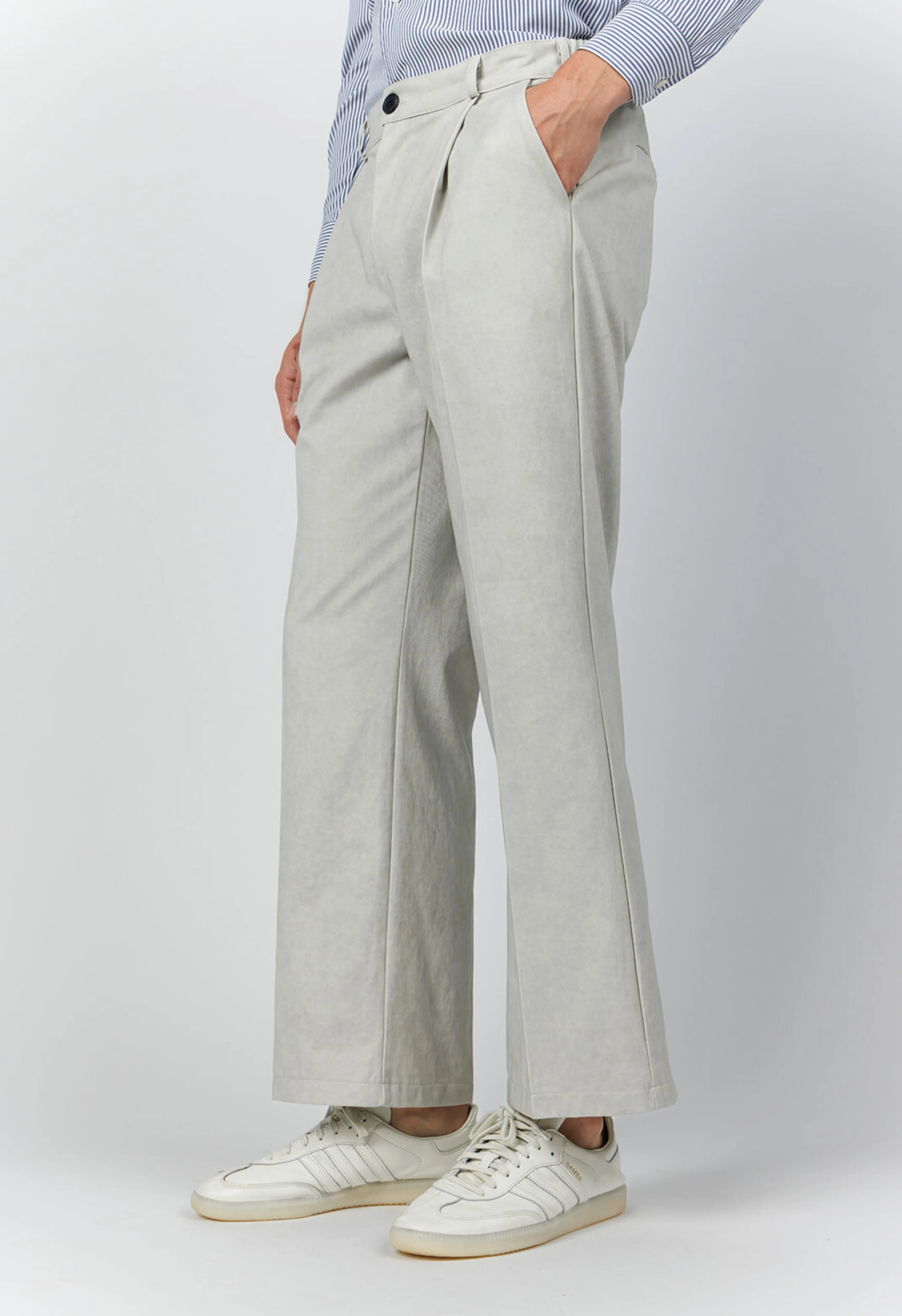 Archie Trouser in Light Grey