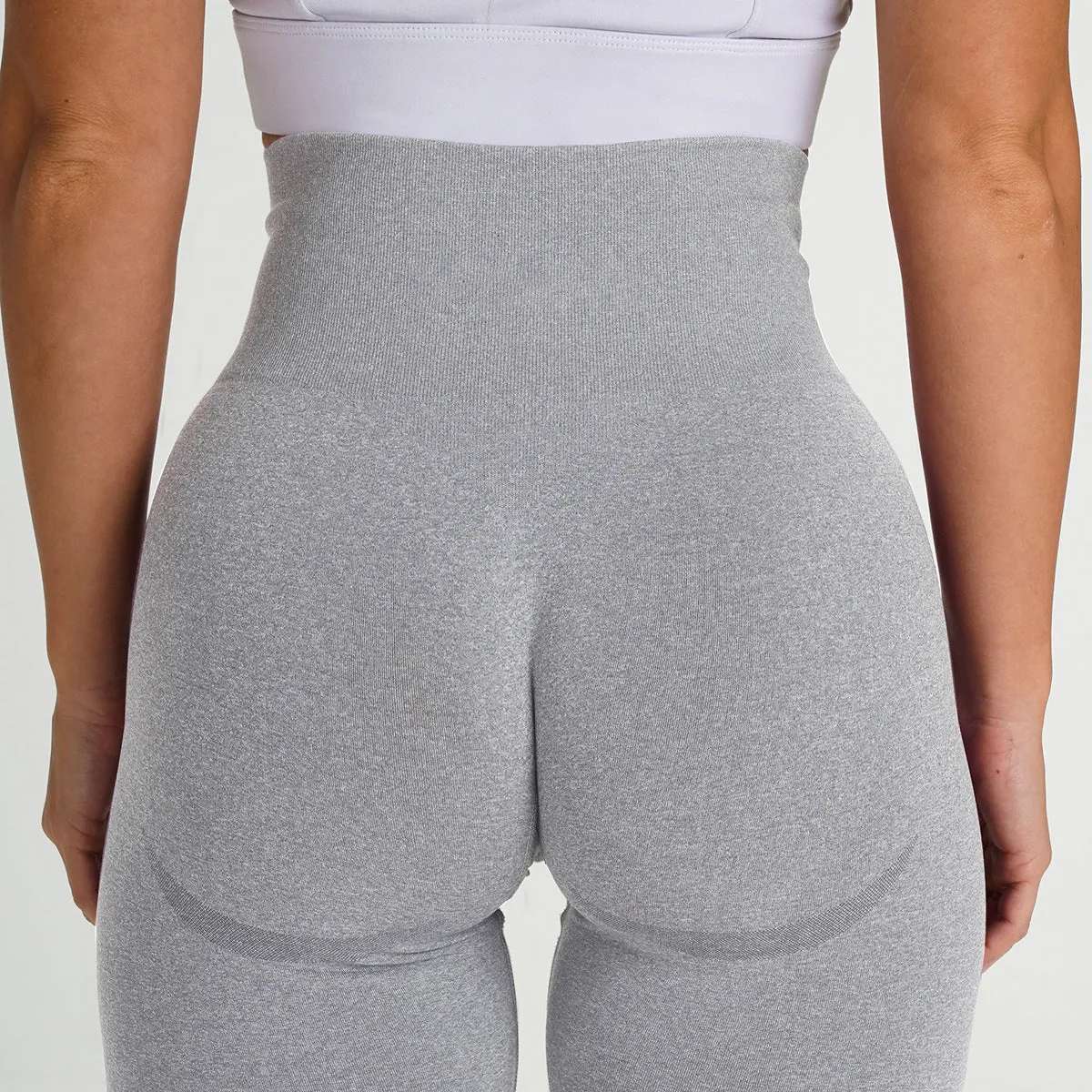 Summer European and American Fashion Sports Fitness Yoga Pants Seamless Tight Shorts for Women